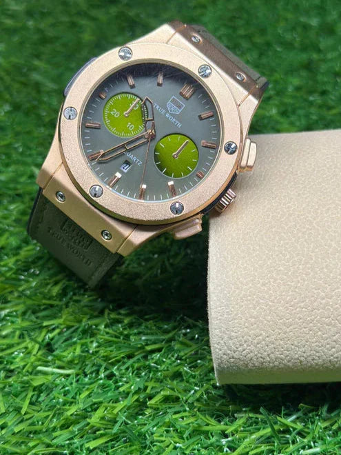 HUBLOT CLASIC FASHION LEATHER SILICON STRAPES- DATE DIAL GOLDEN WATCH